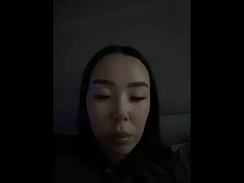 Asian Asami online show from October 5, 2025, 3:14 pm