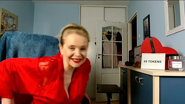 Snapshot of sexyjennyeu chatting on February 28, 2026, 9:25 pm sexyjennyeu online show from February 28, 2026, 9:25 pm