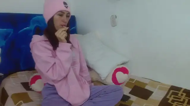 Snapshot of SexyTokio4 chatting on March 16, 2025, 1:27 pm SexyTokio4 online show from March 16, 2025, 1:27 pm