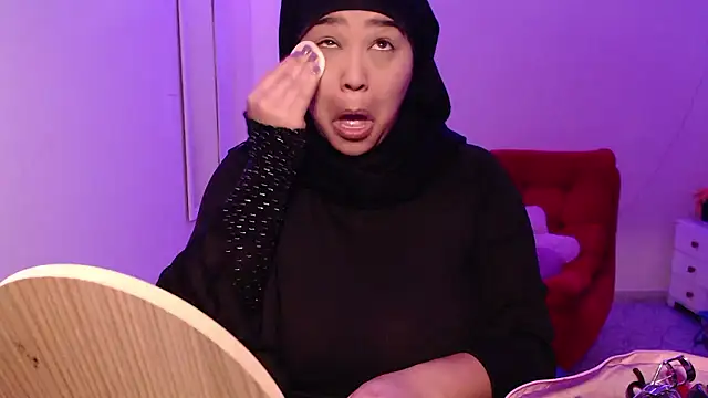 VenussTits97 online show from January 14, 2026, 11:30 pm