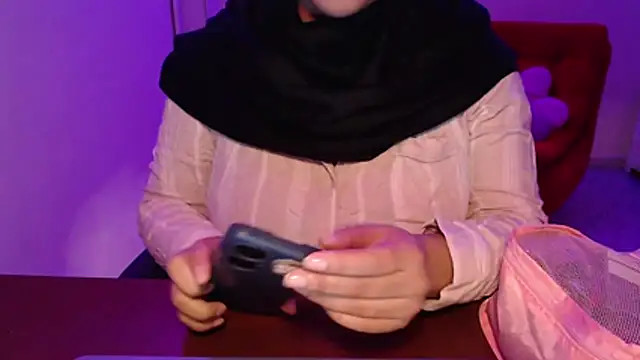 VenussTits97 online show from January 10, 2026, 11:44 pm