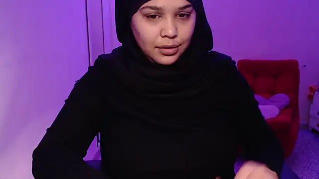 VenussTits97 online show from April 16, 2026, 11:29 pm