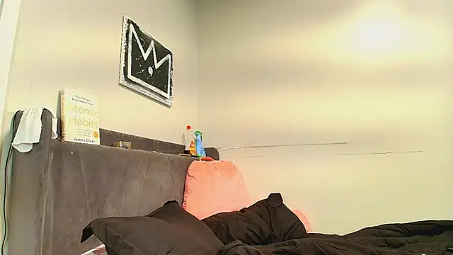 Naomiruty online show from March 20, 2026, 2:34 am