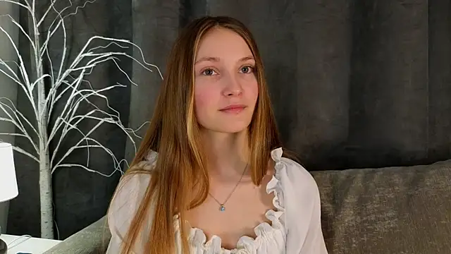 Snapshot of MonaEldon chatting on January 18, 2025, 1:08 am MonaEldon online show from January 18, 2025, 1:08 am