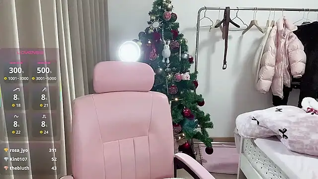 Snapshot of Puff-521 chatting on February 7, 2026, 2:19 am Puff-521 online show from February 7, 2026, 2:19 am