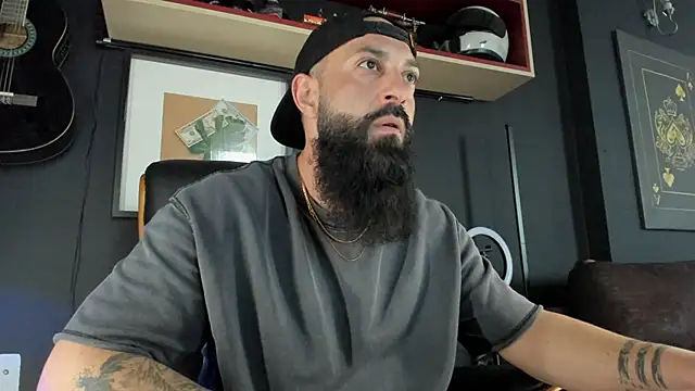 axxelrich  online show from February 15, 2025, 10:33 am