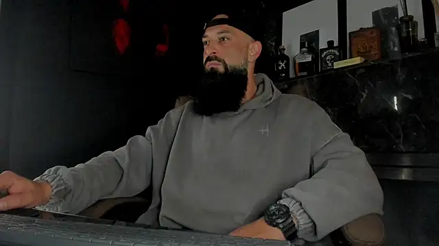 axxelrich  online show from November 1, 2025, 4:30 am