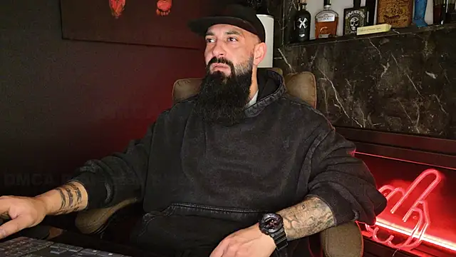 Snapshot of axxelrich_ chatting on December 21, 2025, 4:58 am axxelrich online show from December 21, 2025, 4:58 am