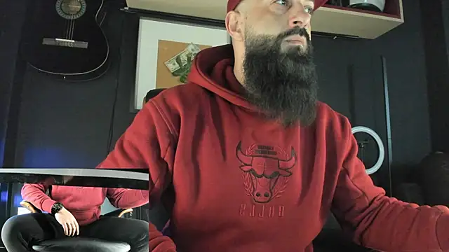 axxelrich  online show from February 18, 2025, 5:42 am