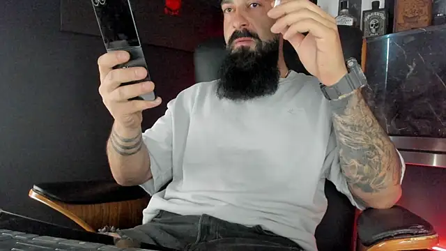 axxelrich  online show from September 28, 2025, 5:14 am