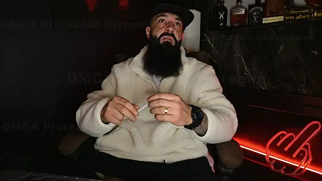 Snapshot of axxelrich_ chatting on January 16, 2026, 5:33 am axxelrich online show from January 16, 2026, 5:33 am