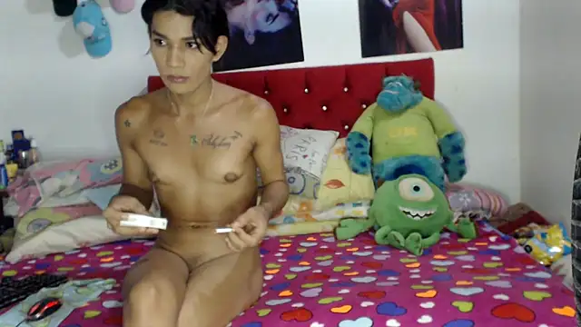 dirtycouplehot2 online show from December 1, 2025, 12:50 pm