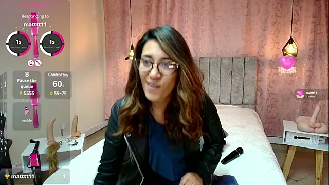 Snapshot of VioletaScott_ chatting on February 27, 2025, 12:56 pm VioletaScott online show from February 27, 2025, 12:56 pm