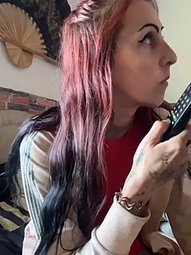 kriszy baby online show from March 13, 2025, 8:15 am