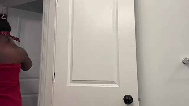 londonsfantasy online show from April 15, 2026, 3:45 am