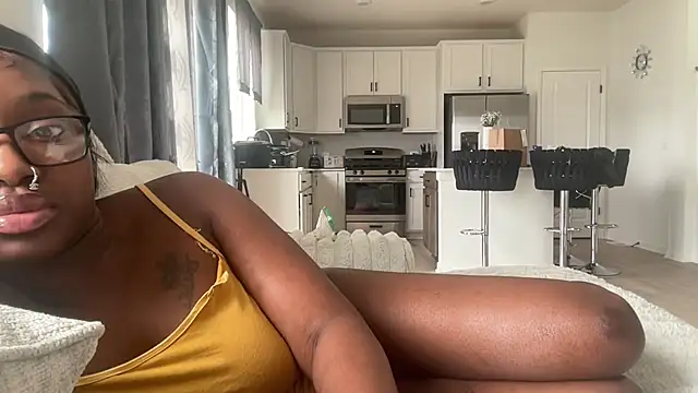 londonsfantasy online show from April 13, 2026, 8:02 pm