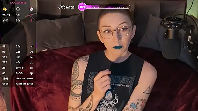 lovelylucyy online show from February 9, 2025, 11:25 pm