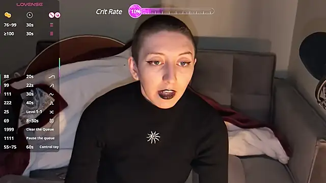 lovelylucyy online show from February 6, 2025, 3:06 am