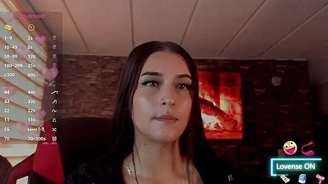 Snapshot of Charlotte_greys chatting on January 6, 2026, 8:35 pm Charlotte greys online show from January 6, 2026, 8:35 pm