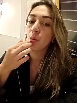 Snapshot of rachellboom chatting on November 18, 2025, 10:45 pm rachellboom online show from November 18, 2025, 10:45 pm