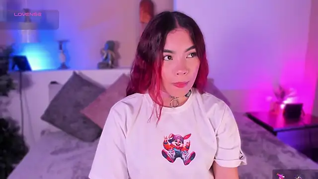 Snapshot of Lee_Ash chatting on January 15, 2026, 4:16 am Lee Ash online show from January 15, 2026, 4:16 am