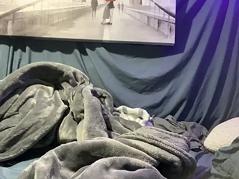 BigMac1596 online show from September 22, 2025, 9:04 am