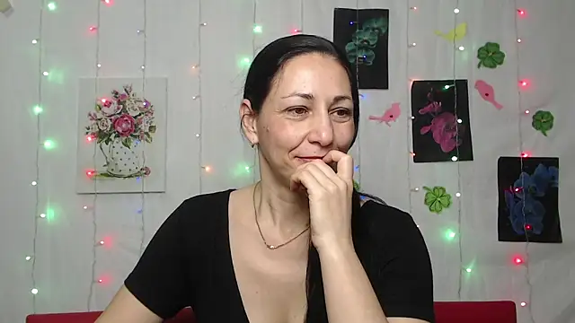 Snapshot of LiluGrants chatting on March 18, 2025, 4:51 am LiluGrants online show from March 18, 2025, 4:51 am
