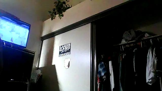 Snapshot of HBYAM chatting on October 5, 2025, 8:49 am HBYAM online show from October 5, 2025, 8:49 am