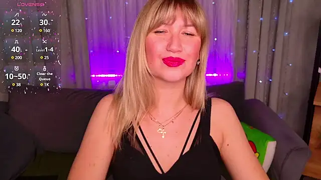 Snapshot of MilaBott chatting on March 13, 2025, 11:38 pm MilaBott online show from March 13, 2025, 11:38 pm