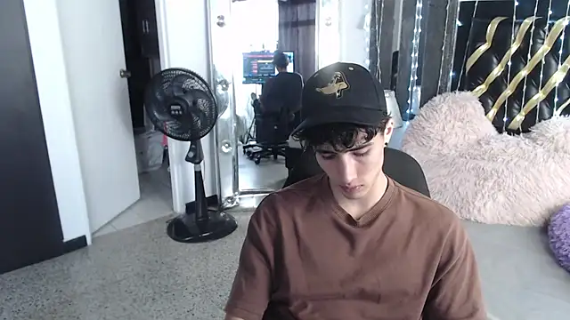 Snapshot of gojo_satoru_18 chatting on March 13, 2025, 3:06 pm gojo satoru 18 online show from March 13, 2025, 3:06 pm