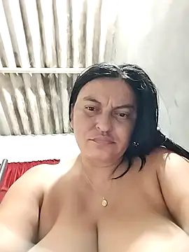 Snapshot of Horny-Mommy-Dirty chatting on October 15, 2025, 4:00 am Horny-Mommy-Dirty online show from October 15, 2025, 4:00 am