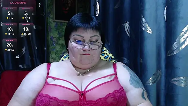 Snapshot of Goddess57 chatting on October 15, 2025, 7:22 pm Goddess57 online show from October 15, 2025, 7:22 pm