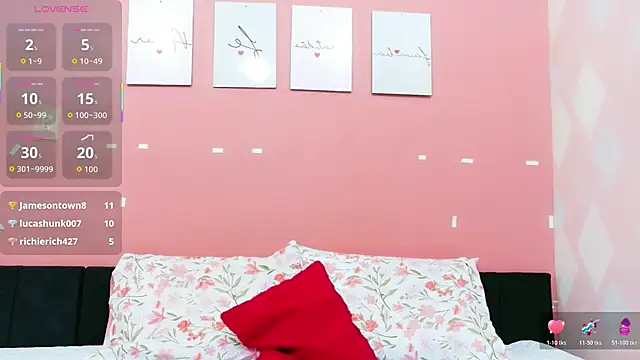 Beautifulskinny18 online show from October 22, 2025, 7:46 pm