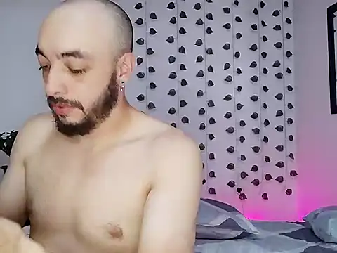 Snapshot of hotlatin92 chatting on January 13, 2025, 9:52 pm hotlatin92 online show from January 13, 2025, 9:52 pm