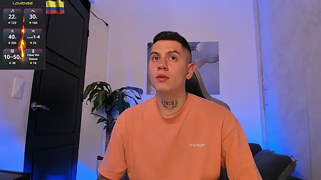 Snapshot of Yeiko_Romero_ chatting on November 30, 2025, 3:51 am Yeiko Romero online show from November 30, 2025, 3:51 am