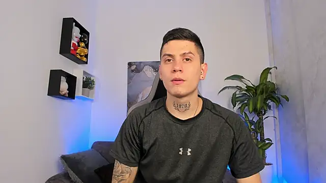 Snapshot of Yeiko_Romero_ chatting on September 9, 2025, 5:22 pm Yeiko Romero online show from September 9, 2025, 5:22 pm