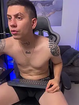 Yeiko Romero  online show from March 18, 2026, 7:59 pm