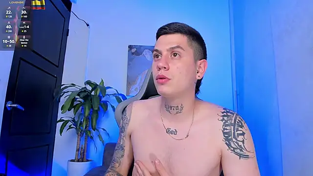 Snapshot of Yeiko_Romero_ chatting on February 15, 2026, 8:24 am Yeiko Romero online show from February 15, 2026, 8:24 am