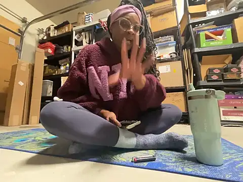 wynterheat online show from February 3, 2026, 6:22 am