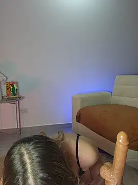 Snapshot of mich_bittersweet chatting on February 10, 2026, 12:31 am mich bittersweet online show from February 10, 2026, 12:31 am