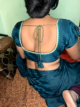 Snapshot of PUNAM_BABY1 chatting on November 10, 2025, 6:13 pm PUNAM BABY1 online show from November 10, 2025, 6:13 pm