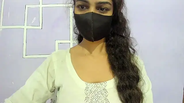 Snapshot of aarjulove chatting on September 9, 2025, 12:36 pm aarjulove online show from September 9, 2025, 12:36 pm
