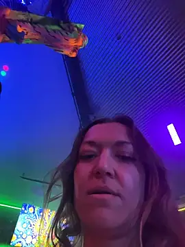 SummerV91 online show from February 22, 2026, 8:39 am