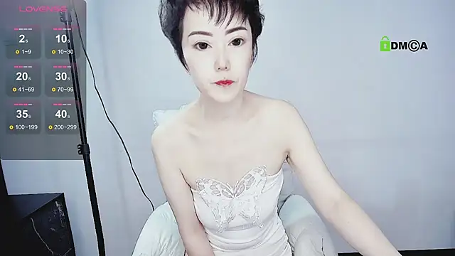 9ering-Er online show from October 6, 2025, 8:09 pm