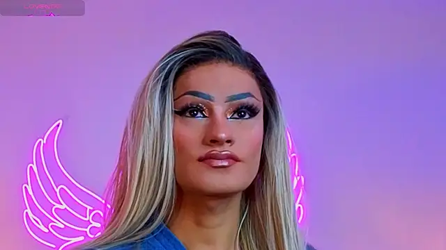  scarletmoore online show from October 6, 2025, 10:05 am