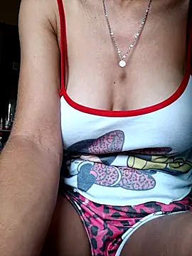 Nandasant09 online show from October 29, 2025, 4:28 pm