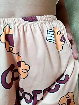 Nandasant09 online show from March 21, 2025, 4:40 pm