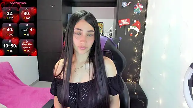 Snapshot of Emilytafur chatting on December 31, 2024, 1:15 am Emilytafur online show from December 31, 2024, 1:15 am