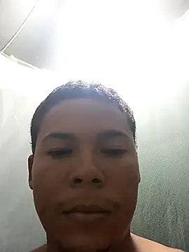RayRay000000000 online show from April 14, 2026, 7:35 am