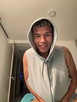 Logan smith1 online show from February 2, 2025, 4:48 am